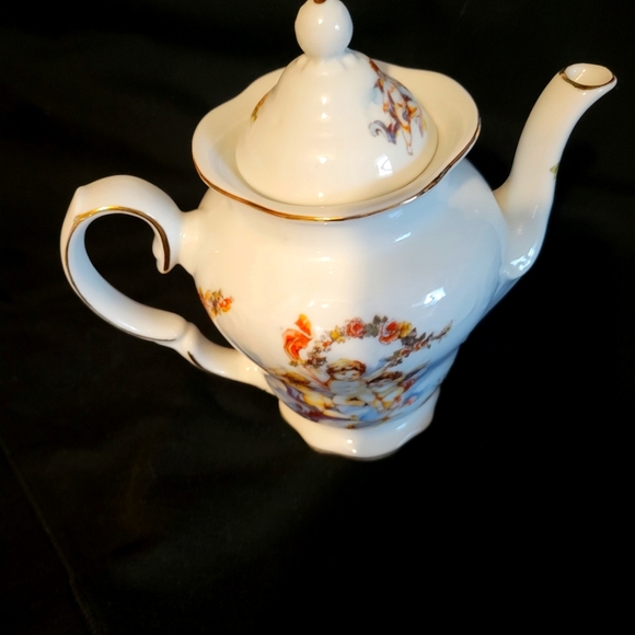 Other - Teapot